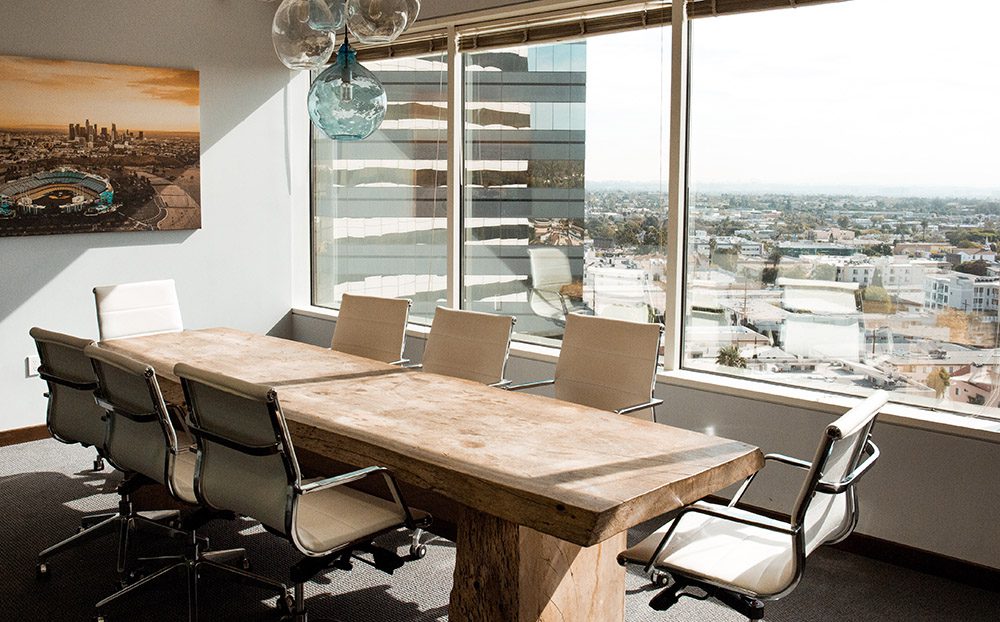 Lavage de vitres Lavage de vitres Leger Entretien Menager 1000x622 - Lavage de vitres