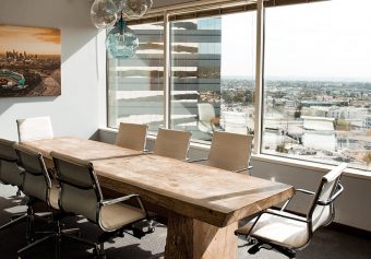 Services Lavage de vitres Leger Entretien Menager 340x237 - Services